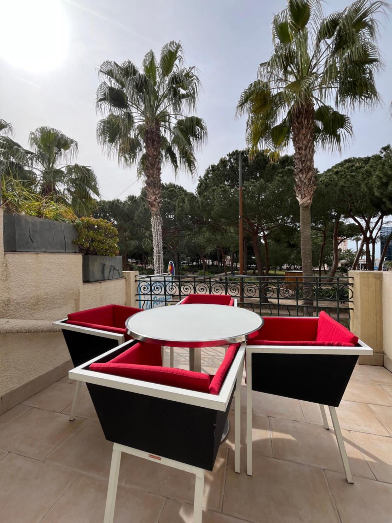 Appartement Sur La Pinede A Juan Les Pins Antibes Exteriör bild